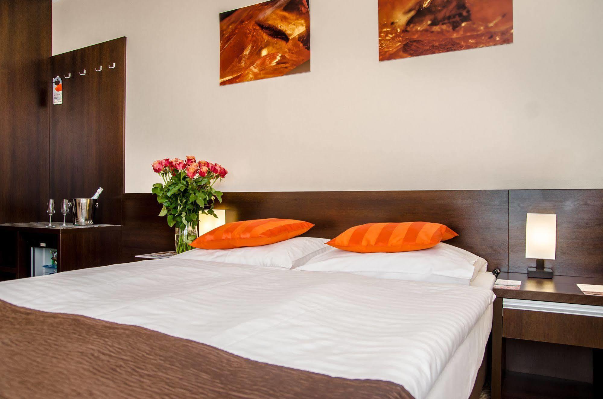 Hotel Emocja 3*